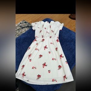 Size 7 flower dress Heart & Arrow